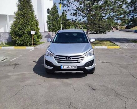 Серый Хендай Санта Фе, объемом двигателя 2.36 л и пробегом 200 тыс. км за 13600 $, фото 1 на Automoto.ua