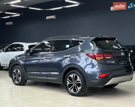 Сірий Хендай Санта Фе, об'ємом двигуна 2.2 л та пробігом 130 тис. км за 18300 $, фото 4 на Automoto.ua