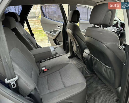 Сірий Хендай Санта Фе, об'ємом двигуна 2.4 л та пробігом 147 тис. км за 17400 $, фото 21 на Automoto.ua