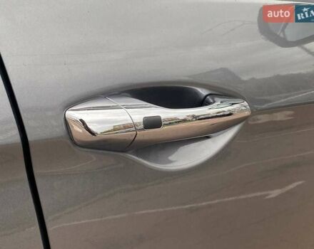 Серый Хендай Санта Фе, объемом двигателя 2.2 л и пробегом 141 тыс. км за 19900 $, фото 26 на Automoto.ua