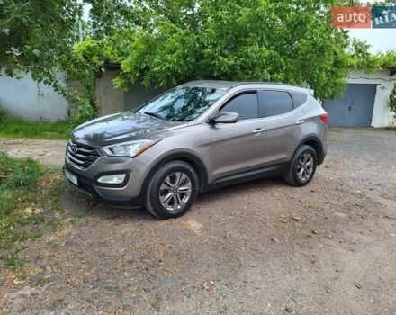 Хендай Санта Фе 2015 в Кривом Роге на Automoto.ua Серый Хендай Санта Фе, объемом двигателя 2.4 л и пробегом 192 тыс. км за 15650 $, фото 1 на Automoto.ua
