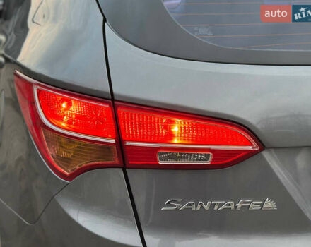 Сірий Хендай Санта Фе, об'ємом двигуна 2.4 л та пробігом 147 тис. км за 17400 $, фото 45 на Automoto.ua