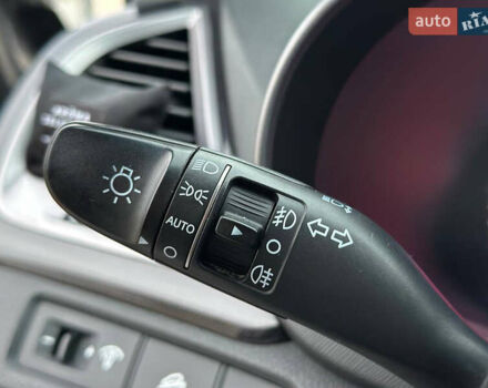 Сірий Хендай Санта Фе, об'ємом двигуна 2.4 л та пробігом 147 тис. км за 17400 $, фото 36 на Automoto.ua