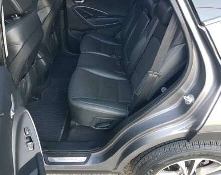 Серый Хендай Санта Фе, объемом двигателя 0 л и пробегом 155 тыс. км за 15500 $, фото 15 на Automoto.ua