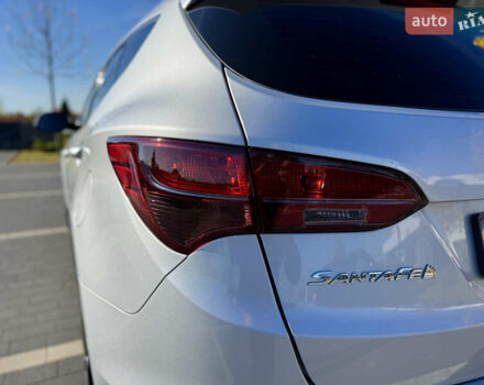 Сірий Хендай Санта Фе, об'ємом двигуна 2.2 л та пробігом 150 тис. км за 17800 $, фото 28 на Automoto.ua