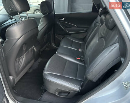 Серый Хендай Санта Фе, объемом двигателя 2.2 л и пробегом 162 тыс. км за 20300 $, фото 23 на Automoto.ua