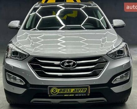 Серый Хендай Санта Фе, объемом двигателя 2.2 л и пробегом 231 тыс. км за 21000 $, фото 1 на Automoto.ua