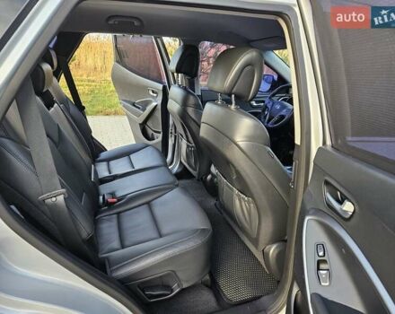 Сірий Хендай Санта Фе, об'ємом двигуна 2 л та пробігом 164 тис. км за 18800 $, фото 24 на Automoto.ua