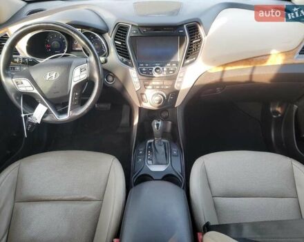 Сірий Хендай Санта Фе, об'ємом двигуна 3.3 л та пробігом 160 тис. км за 1700 $, фото 7 на Automoto.ua