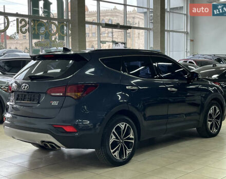 Сірий Хендай Санта Фе, об'ємом двигуна 2.2 л та пробігом 130 тис. км за 18300 $, фото 6 на Automoto.ua