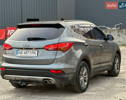 Сірий Хендай Санта Фе, об'ємом двигуна 2.4 л та пробігом 147 тис. км за 17400 $, фото 5 на Automoto.ua