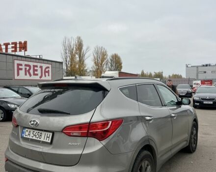 Серый Хендай Санта Фе, объемом двигателя 2.4 л и пробегом 156 тыс. км за 13800 $, фото 3 на Automoto.ua