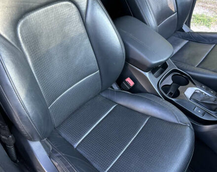 Сірий Хендай Санта Фе, об'ємом двигуна 2 л та пробігом 123 тис. км за 16500 $, фото 30 на Automoto.ua