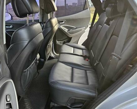 Сірий Хендай Санта Фе, об'ємом двигуна 2 л та пробігом 164 тис. км за 18800 $, фото 21 на Automoto.ua