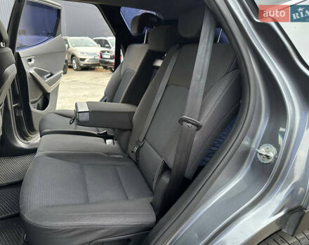 Сірий Хендай Санта Фе, об'ємом двигуна 2.4 л та пробігом 147 тис. км за 17400 $, фото 20 на Automoto.ua