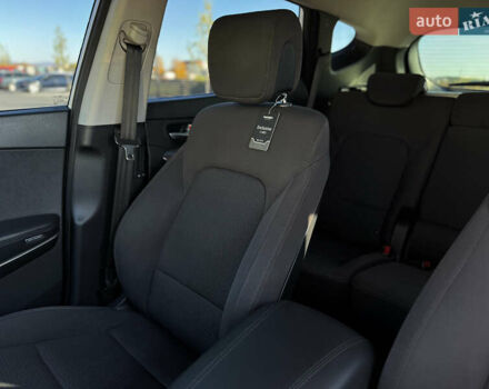 Сірий Хендай Санта Фе, об'ємом двигуна 2.2 л та пробігом 150 тис. км за 17800 $, фото 72 на Automoto.ua