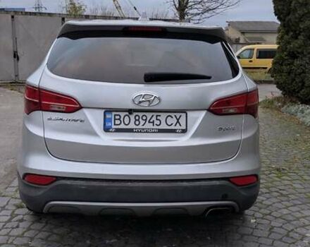 Серый Хендай Санта Фе, объемом двигателя 2.36 л и пробегом 155 тыс. км за 13300 $, фото 4 на Automoto.ua