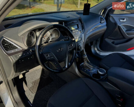 Сірий Хендай Санта Фе, об'ємом двигуна 2.2 л та пробігом 150 тис. км за 17800 $, фото 57 на Automoto.ua