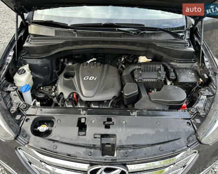 Сірий Хендай Санта Фе, об'ємом двигуна 2.36 л та пробігом 132 тис. км за 15200 $, фото 15 на Automoto.ua