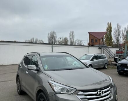 Серый Хендай Санта Фе, объемом двигателя 2.4 л и пробегом 156 тыс. км за 13800 $, фото 2 на Automoto.ua