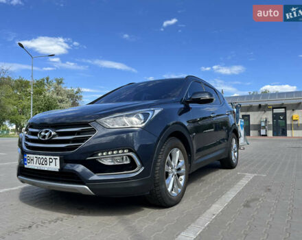 Серый Хендай Санта Фе, объемом двигателя 1.99 л и пробегом 115 тыс. км за 18800 $, фото 1 на Automoto.ua
