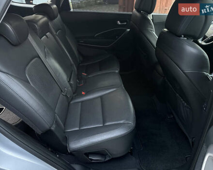 Серый Хендай Санта Фе, объемом двигателя 2.2 л и пробегом 162 тыс. км за 20300 $, фото 27 на Automoto.ua