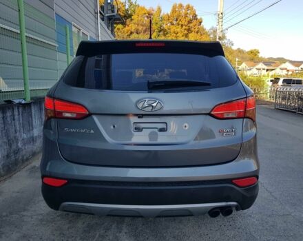 Серый Хендай Санта Фе, объемом двигателя 0 л и пробегом 155 тыс. км за 15500 $, фото 5 на Automoto.ua