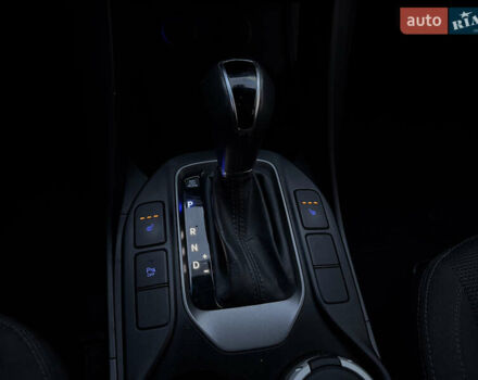 Сірий Хендай Санта Фе, об'ємом двигуна 2.2 л та пробігом 150 тис. км за 17800 $, фото 101 на Automoto.ua