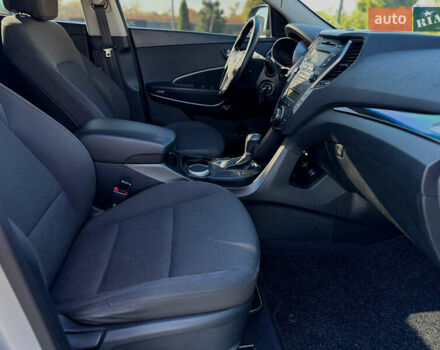 Сірий Хендай Санта Фе, об'ємом двигуна 2.2 л та пробігом 150 тис. км за 17800 $, фото 60 на Automoto.ua