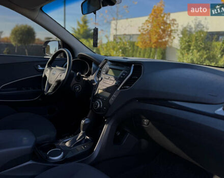 Сірий Хендай Санта Фе, об'ємом двигуна 2.2 л та пробігом 150 тис. км за 17800 $, фото 65 на Automoto.ua