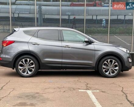 Серый Хендай Санта Фе, объемом двигателя 2.2 л и пробегом 141 тыс. км за 19900 $, фото 6 на Automoto.ua