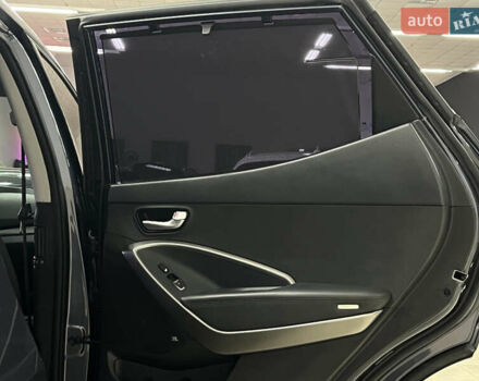 Сірий Хендай Санта Фе, об'ємом двигуна 2.2 л та пробігом 130 тис. км за 18300 $, фото 23 на Automoto.ua