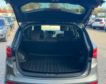 Хендай Санта Фе 2015 в Кривом Роге на Automoto.ua Серый Хендай Санта Фе, объемом двигателя 2.36 л и пробегом 159 тыс. км за 14500 $, фото 6 на Automoto.ua