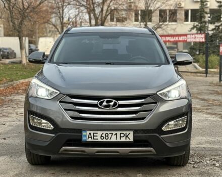 Серый Хендай Санта Фе, объемом двигателя 2.4 л и пробегом 147 тыс. км за 17399 $, фото 3 на Automoto.ua