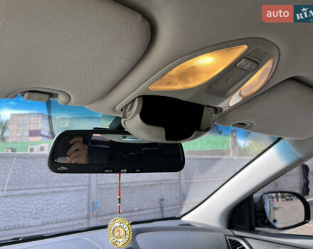 Серый Хендай Санта Фе, объемом двигателя 1.99 л и пробегом 115 тыс. км за 18800 $, фото 29 на Automoto.ua