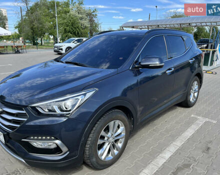 Серый Хендай Санта Фе, объемом двигателя 1.99 л и пробегом 115 тыс. км за 18800 $, фото 2 на Automoto.ua