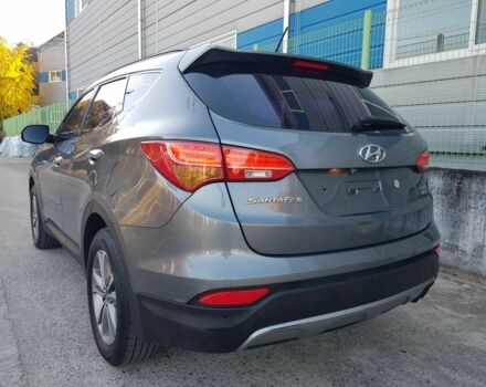 Серый Хендай Санта Фе, объемом двигателя 0 л и пробегом 155 тыс. км за 15500 $, фото 4 на Automoto.ua