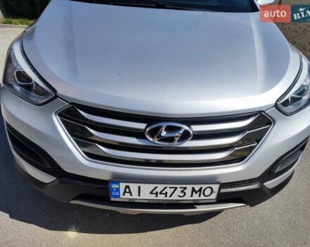 Серый Хендай Санта Фе, объемом двигателя 2.36 л и пробегом 200 тыс. км за 13600 $, фото 13 на Automoto.ua