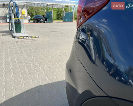 Серый Хендай Санта Фе, объемом двигателя 1.99 л и пробегом 115 тыс. км за 18800 $, фото 12 на Automoto.ua