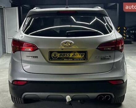 Серый Хендай Санта Фе, объемом двигателя 2.2 л и пробегом 231 тыс. км за 21000 $, фото 4 на Automoto.ua