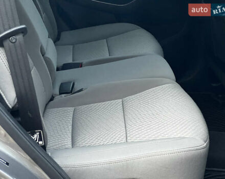 Серый Хендай Санта Фе, объемом двигателя 2.36 л и пробегом 147 тыс. км за 14700 $, фото 113 на Automoto.ua