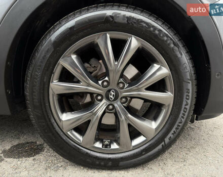 Серый Хендай Санта Фе, объемом двигателя 2.2 л и пробегом 131 тыс. км за 24000 $, фото 80 на Automoto.ua