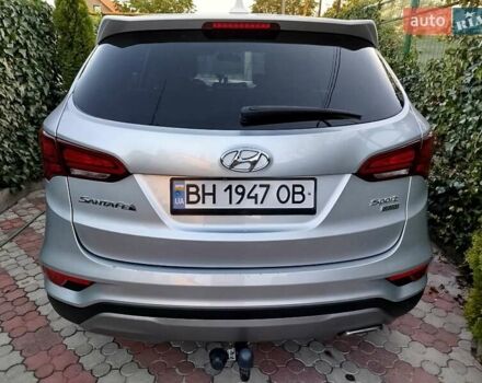 Сірий Хендай Санта Фе, об'ємом двигуна 2.36 л та пробігом 140 тис. км за 16300 $, фото 2 на Automoto.ua
