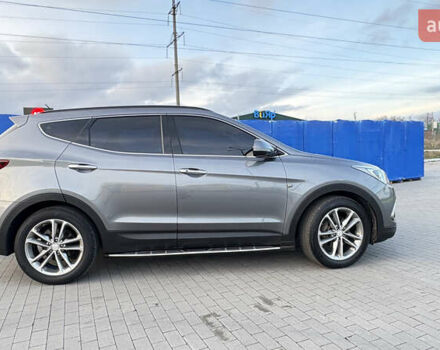 Серый Хендай Санта Фе, объемом двигателя 2 л и пробегом 214 тыс. км за 18700 $, фото 12 на Automoto.ua