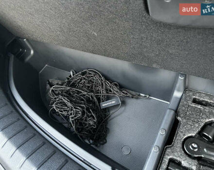 Серый Хендай Санта Фе, объемом двигателя 2.36 л и пробегом 147 тыс. км за 14700 $, фото 123 на Automoto.ua