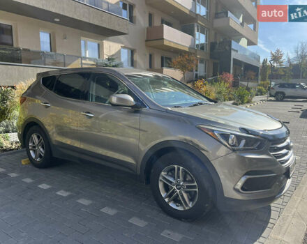 Серый Хендай Санта Фе, объемом двигателя 2.36 л и пробегом 145 тыс. км за 13500 $, фото 7 на Automoto.ua