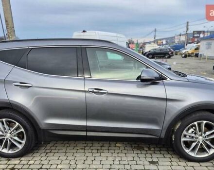 Серый Хендай Санта Фе, объемом двигателя 2.2 л и пробегом 175 тыс. км за 21400 $, фото 3 на Automoto.ua