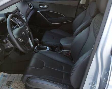 Серый Хендай Санта Фе, объемом двигателя 2.36 л и пробегом 100 тыс. км за 19500 $, фото 16 на Automoto.ua