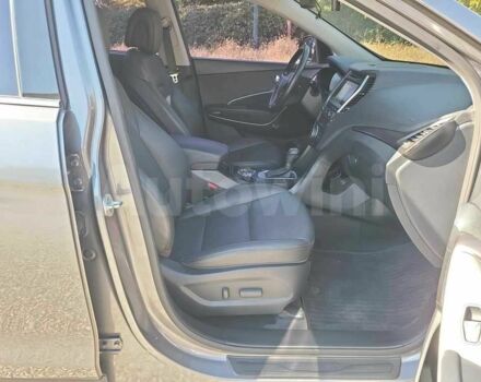 Серый Хендай Санта Фе, объемом двигателя 2 л и пробегом 54 тыс. км за 11700 $, фото 12 на Automoto.ua