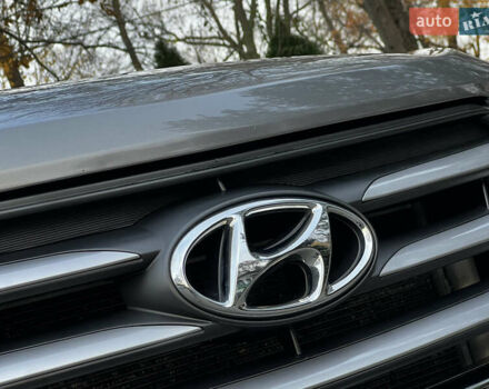 Серый Хендай Санта Фе, объемом двигателя 2.36 л и пробегом 147 тыс. км за 14700 $, фото 23 на Automoto.ua